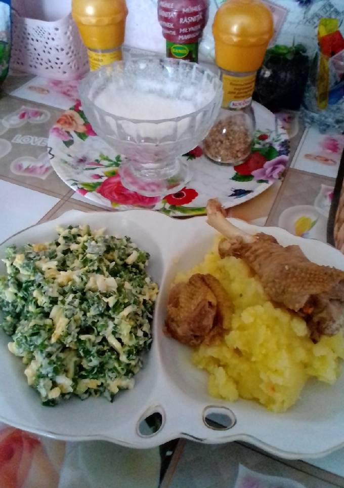 Салат з домашньої цибулі