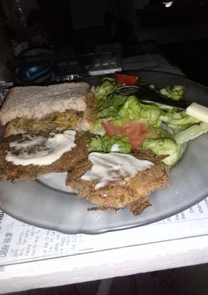 Una foto de Hamburguesas vegetarianas 🌶️🥕🍠🧅🥒🥬🫑🥔🧄