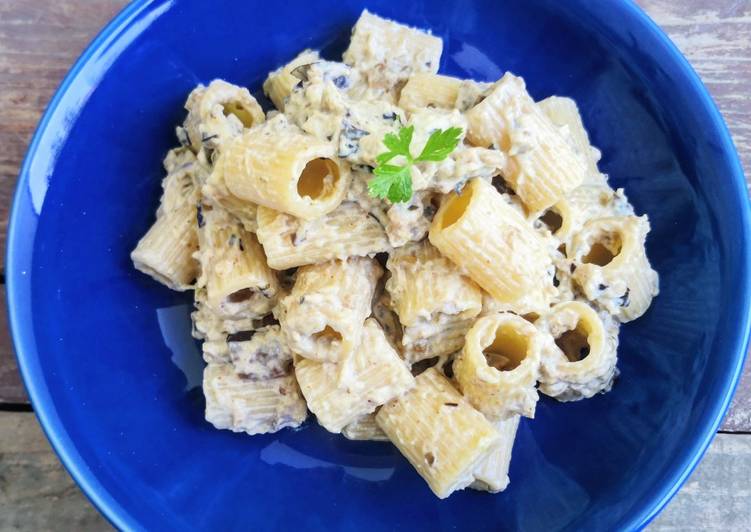 Ricetta Pasta Con Melanzane In Bianco Di Eleonora Lombini Cookpad