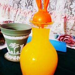 A picture of Fresh orange juice.
