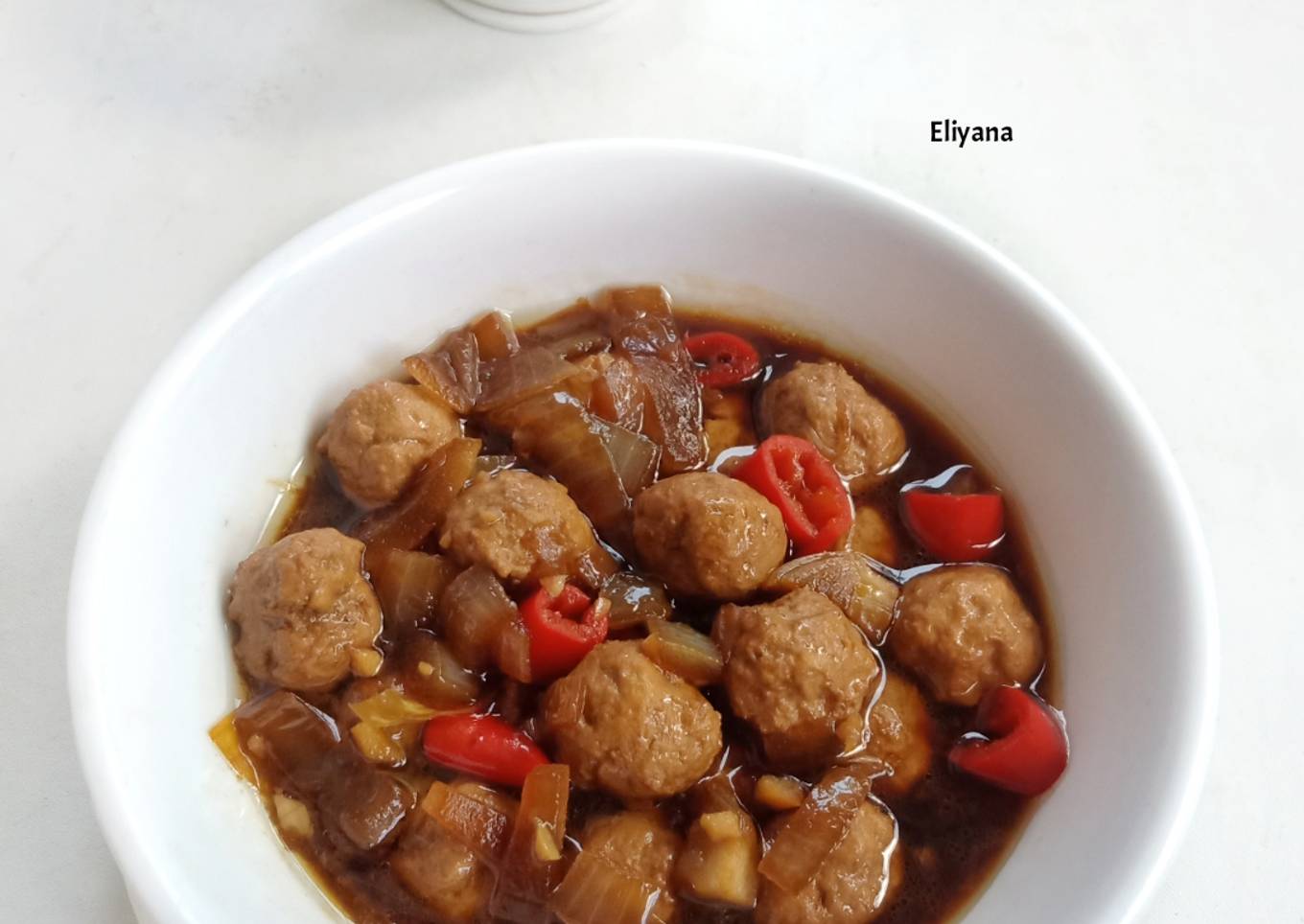 Bola ayam saus tiram