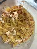Farfalle alla crudaiola senza pezzi di pomodoro