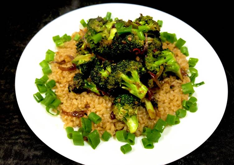 Recipe of Super Quick Homemade Pan Roasted Broccoli with Brown Rice