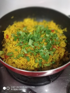 પુલાવ (Pulao Recipe In Gujarati) રેસીપી મુખ્ય ફોટો