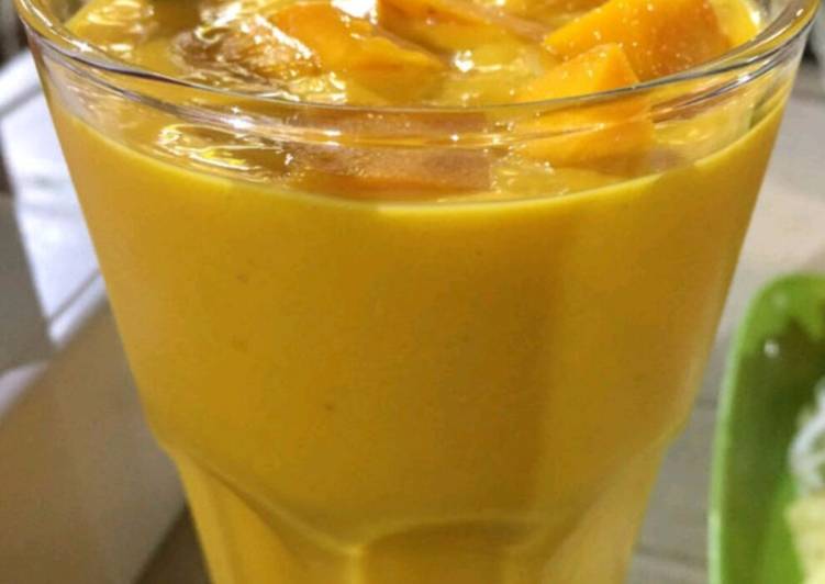 Simple Way to Make Super Quick Homemade Mango Shake