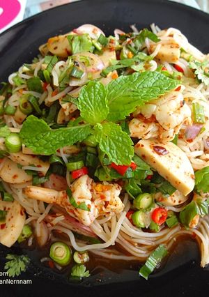 A picture of Spicy Rice Noodle Salad (with Fermented Fish Sauce).