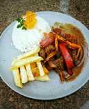 Lomo saltado
