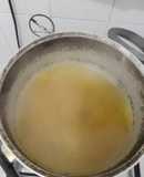 Mi sopa de agua con la que herví papas y boñatos hago sopa con fideos estrellitas