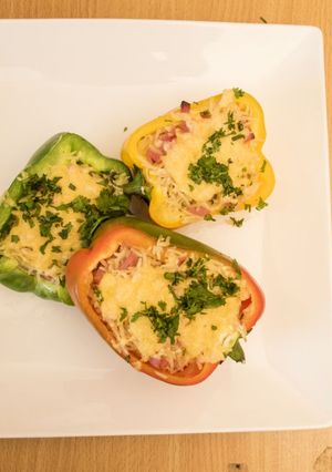 A picture of Stuffed bell pepper 🌶.
