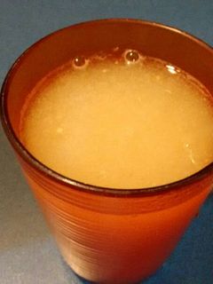 Una foto de Agua fresca de guayaba. ॐ
