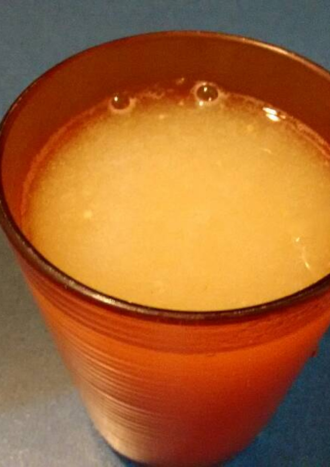 Una foto de Agua fresca de guayaba. ॐ