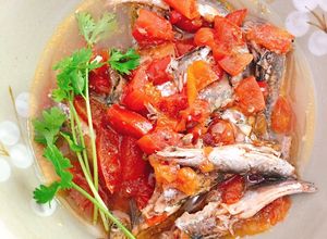 Hình của món Cá Nục Kho Cà Chua.