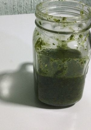 Una foto de Pesto de perejil con pistaches