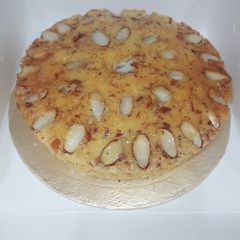A picture of Almond Cake.