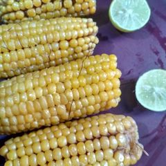 A picture of Boiled corn.