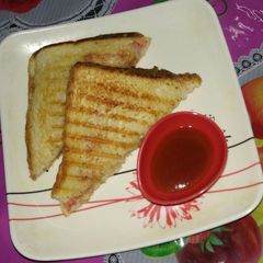 A picture of Grilled Banana & Strawberry Sandwich.