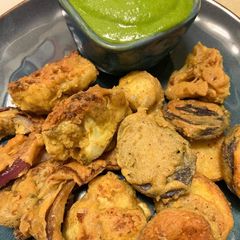 A picture of Mix Pakoras.