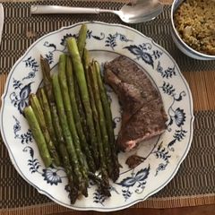 A picture of California Farm Asparagus in Steak Juice.