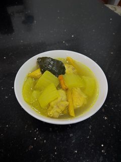 รูปของ ไก่ต้มขมิ้นฟักอ่อน