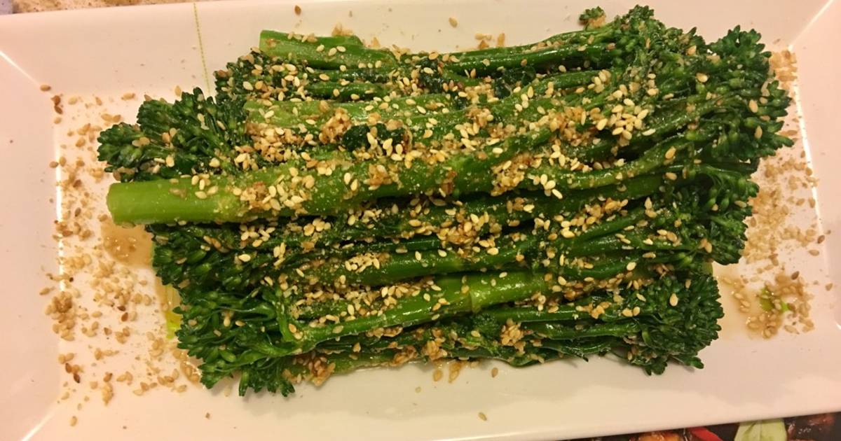 Cách Làm Món Broccoli Gomaae (Bông cải xanh trộn sốt mè rang của Nhật
