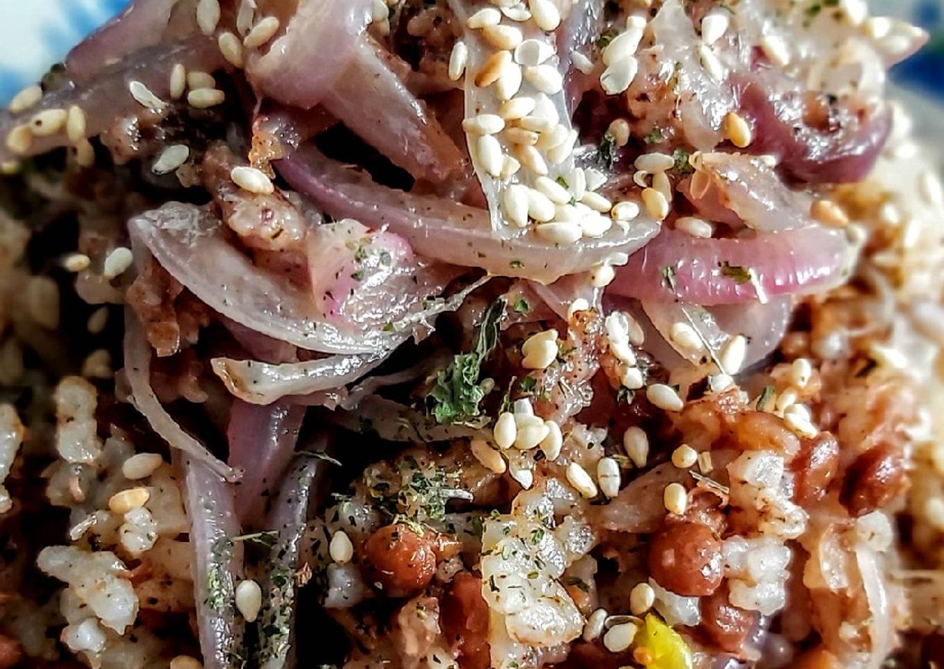 MUJADDARA, Plato de Lentejas, Arroz y Cebolla Frita...!👨👩👧