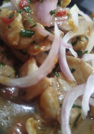 Una foto de Ceviche Peruano de Corvina