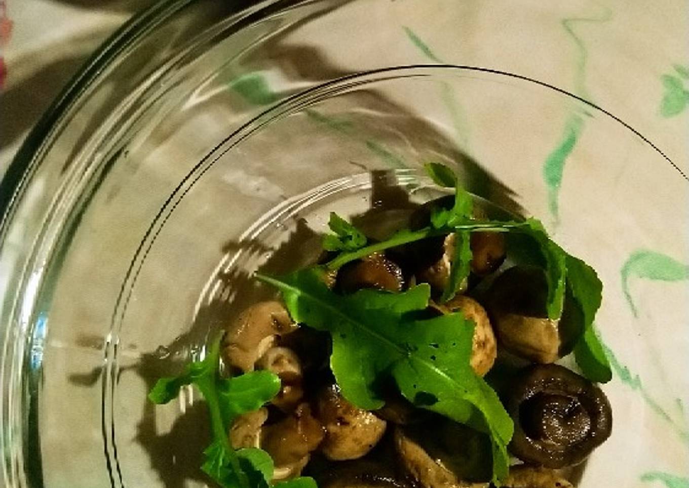 Les Champignons marinés
