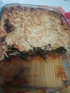 Una foto de Lasaña de espinacas y morcilla