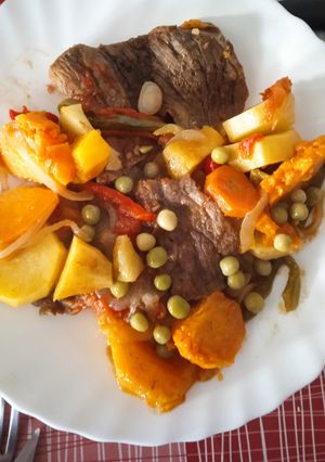 Una foto de Bifes a la Cacerola