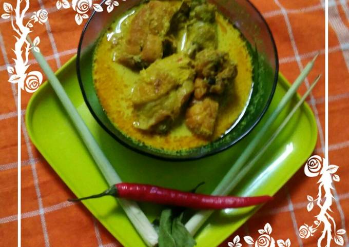 Cara Memasak Opor Ayam kuah kuning Istimewa