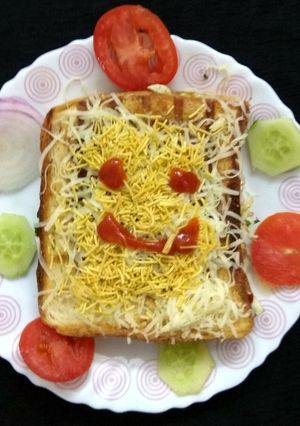 A picture of Ghughra Sandwich.
