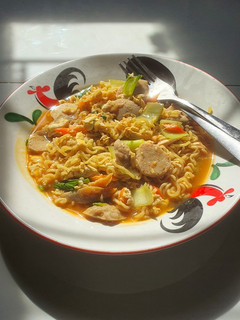 Foto resep Mi Tek Tek Topping Bakso & Ayam Suwir
