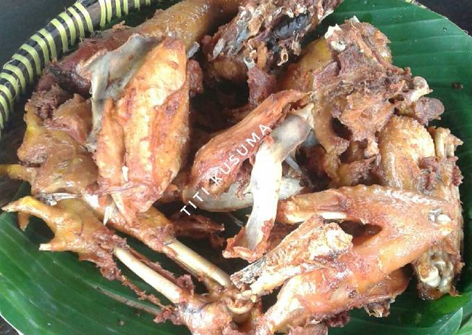 Resep Ayam  goreng kampung oleh Titi Kusuma Cookpad