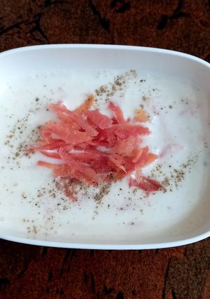 A picture of Carrot raita 🥕🥕.