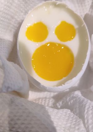 A picture of Mickey Mouse Egg.
