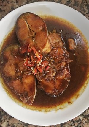 A picture of Braised Fish (Cá kho).
