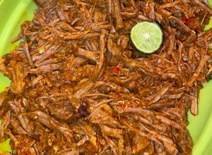 Foto resep Sisit Daging Sapi (daging sapi suwir pedas)
