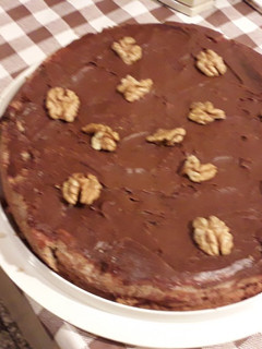 Dióspiskóta-torta recept fotója