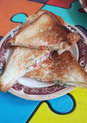 A picture of Scramble egg sandwich#15miniutesorlesscookingcontest.