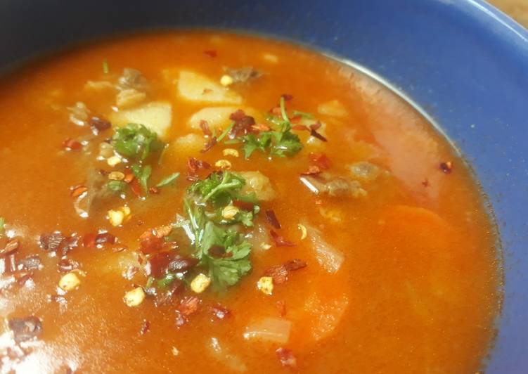 Super Yummy Beef Goulash Soup