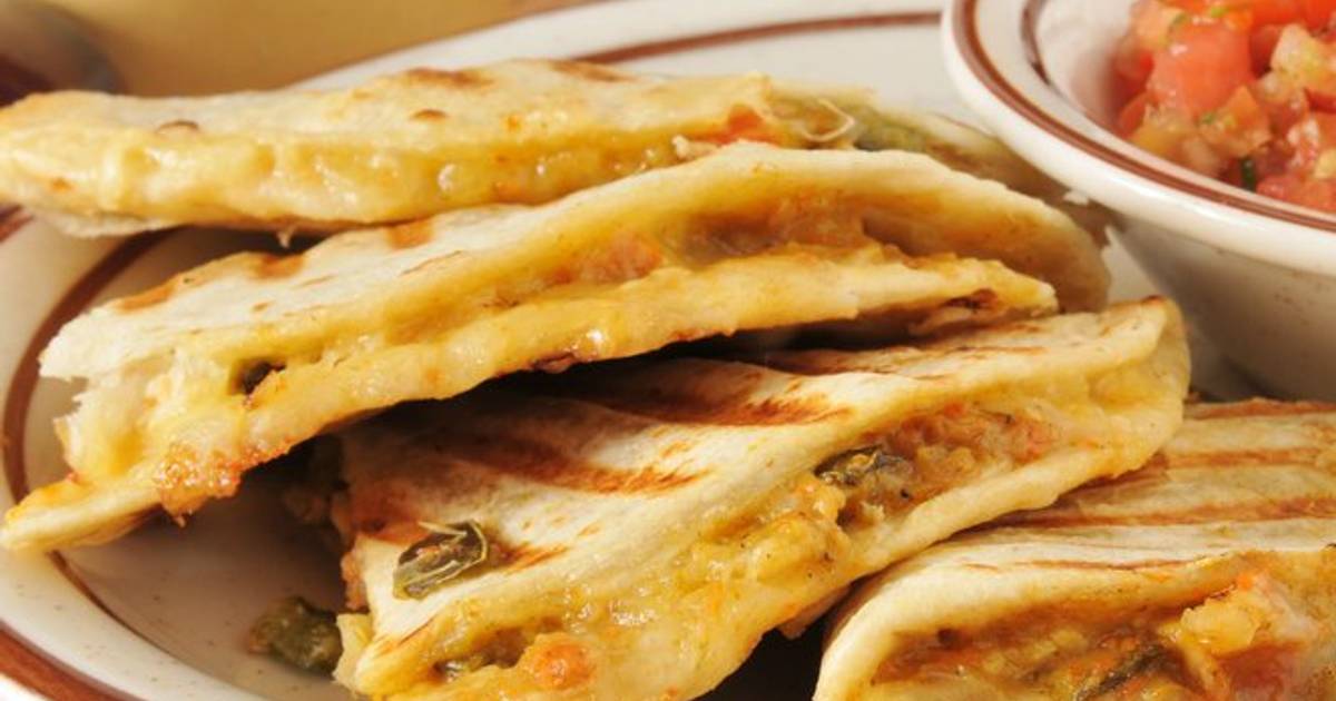 طريقة عمل كاساديا الدجاج Chicken
