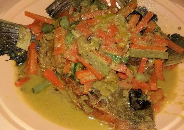 Resep Ikan bumbu acar kuning oleh Egi.MamaRaGi Cookpad