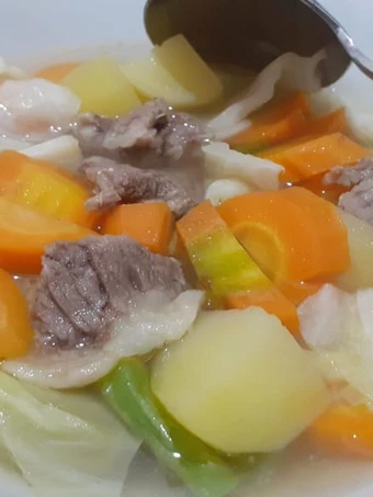 Langkah Gampang Membuat Resep Sayur Sop Daging Sapi Anti Ribet, Lezat