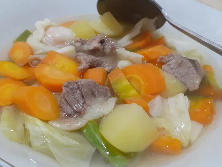 Langkah Gampang Membuat Resep Sayur Sop Daging Sapi Anti Ribet, Lezat