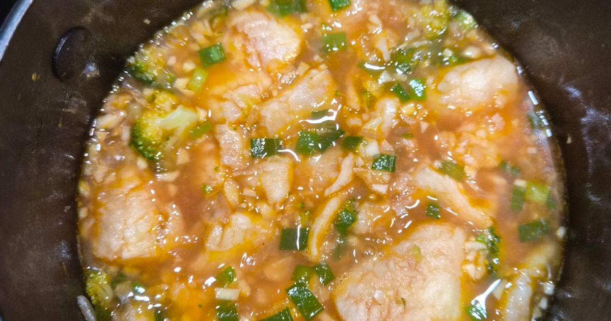 Sup Tomat Ikan Dori untuk Anak