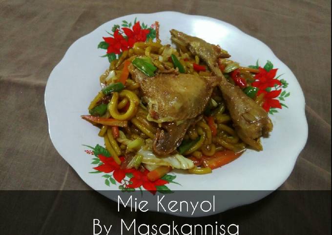 Resep Mie kenyol pedas yang Menggugah Selera