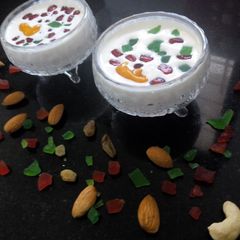 A picture of Delicious Fruit Cream.
