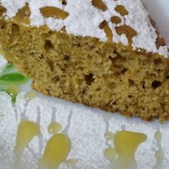 A picture of Honey glazed banana walnut cake 🍰.