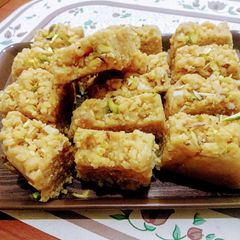 A picture of Doodh Ka Halwa (Milk Mawa).