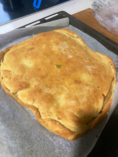 Una foto de Empanada de champiñones y jamón a la carbonara